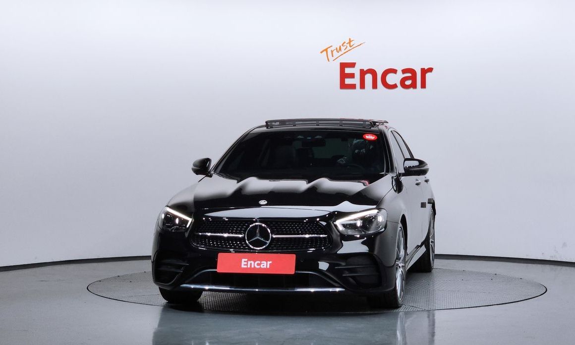 Mercedes-Benz E-Class E350 4MATIC AMG Line, 2022
