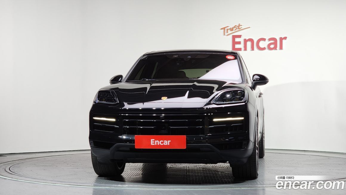 Porsche Cayenne 3.0, 2024