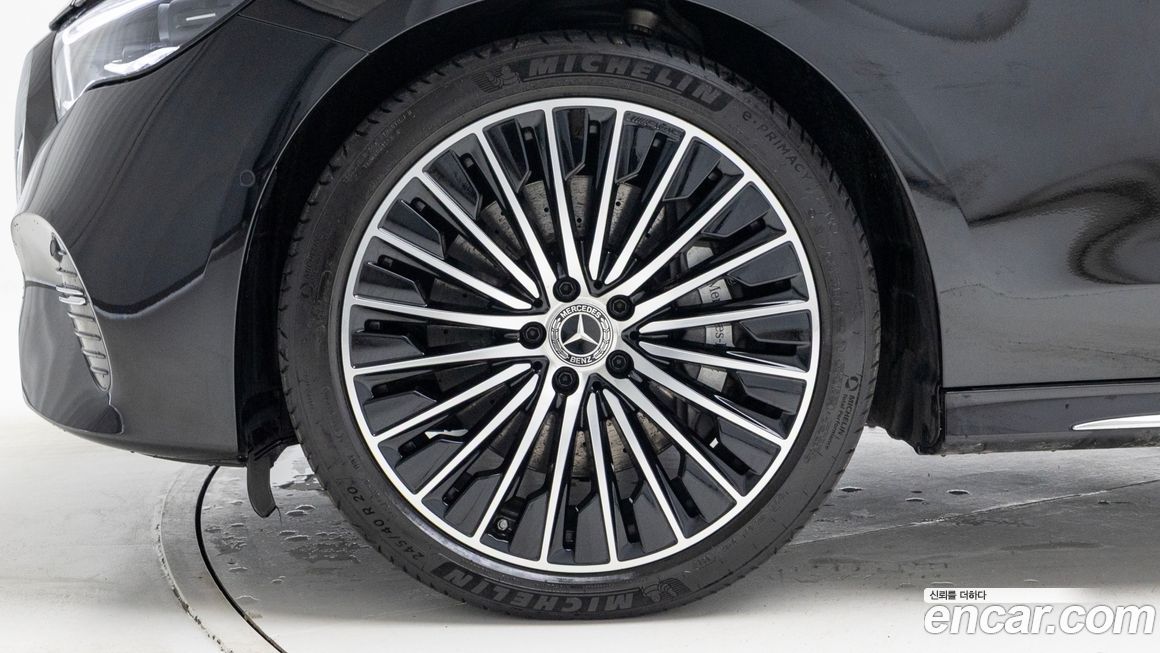 Mercedes-Benz E-Class E450 4MATIC Exclusive, 2024