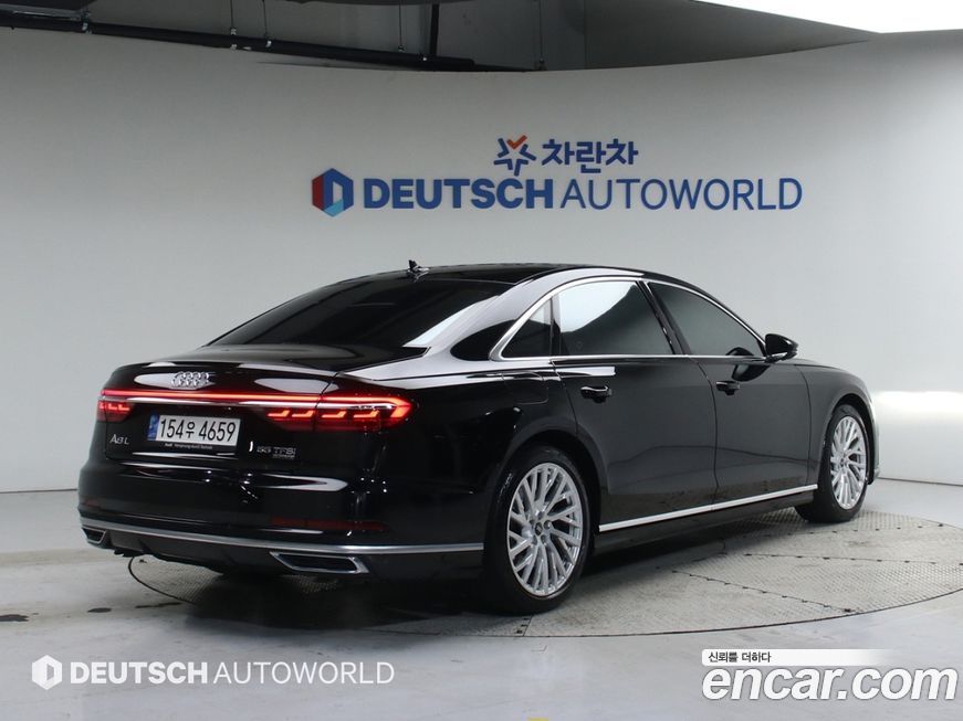 Audi A8 55 TFSI Quattro LWB, 2021