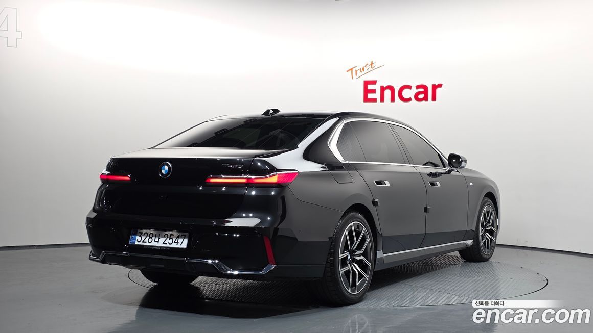 BMW 7-Series 740d xDrive M Sport, 2025