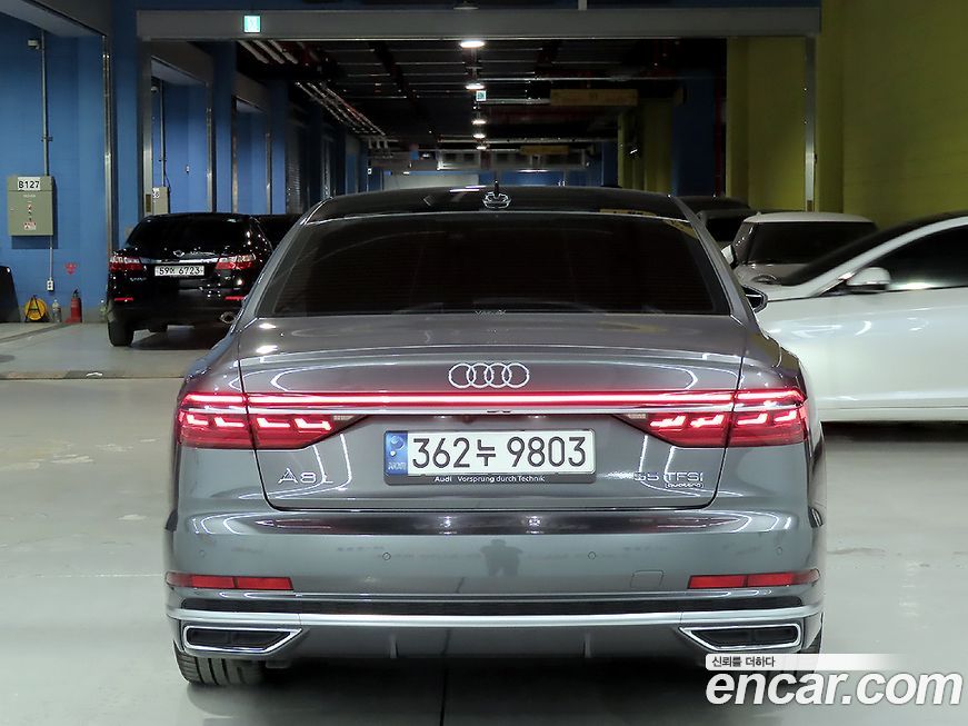 Audi A8 55 TFSI Quattro LWB, 2021