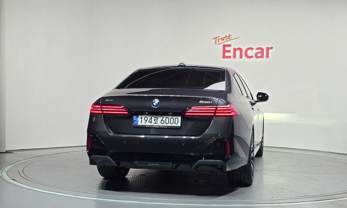 BMW 5-Series 530i xDrive M Sport, 2024