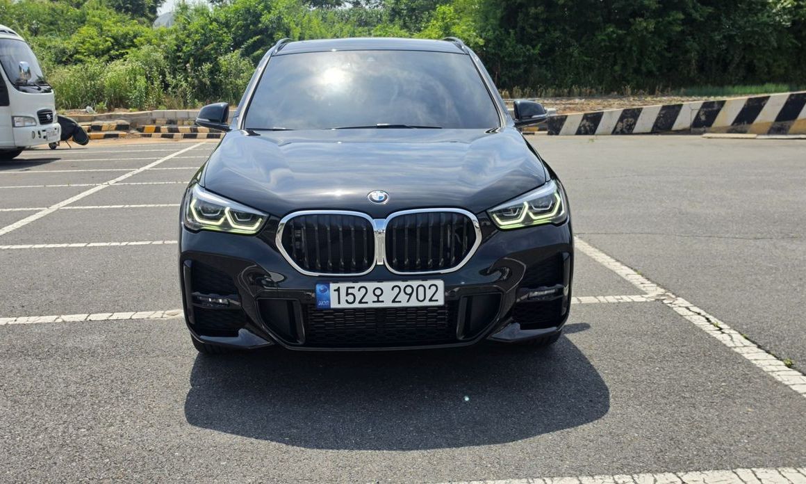 BMW X1 xDrive 20i M Sport, 2022