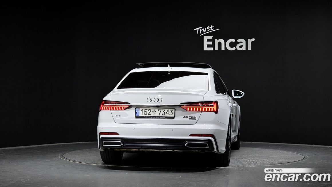Audi A6 45 TFSI Quattro Premium, 2022