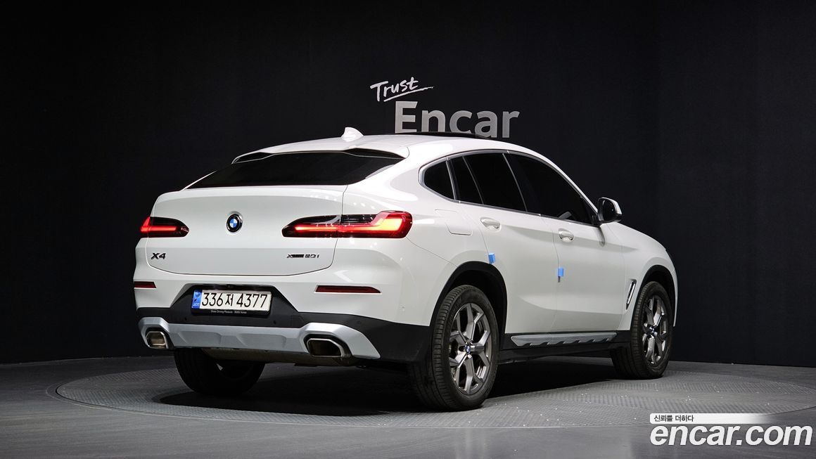 BMW X4 xDrive20i xLine, 2022