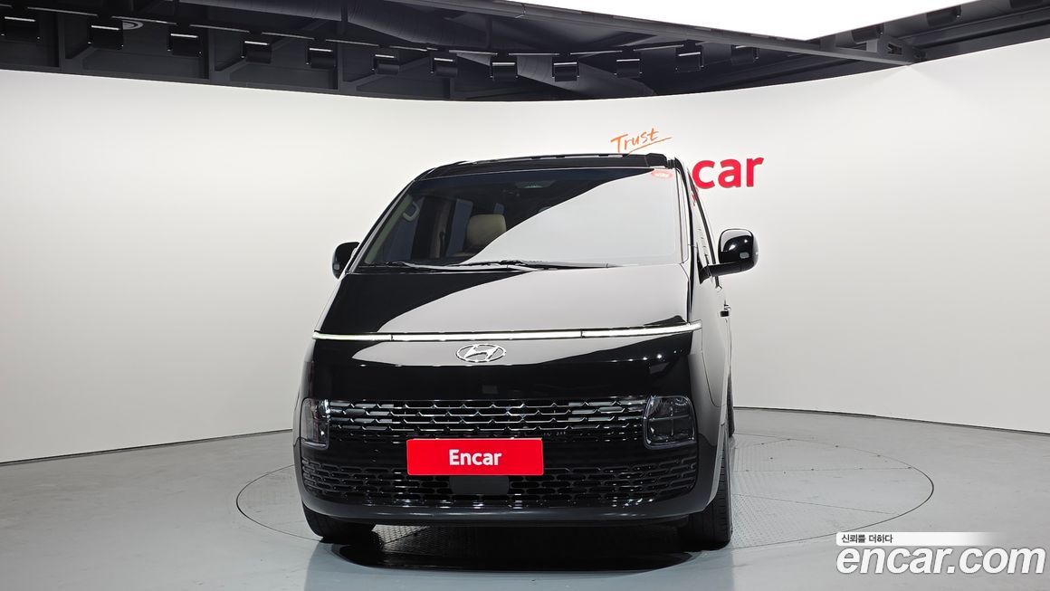 Hyundai Staria Tourer 9-Seater, 2024