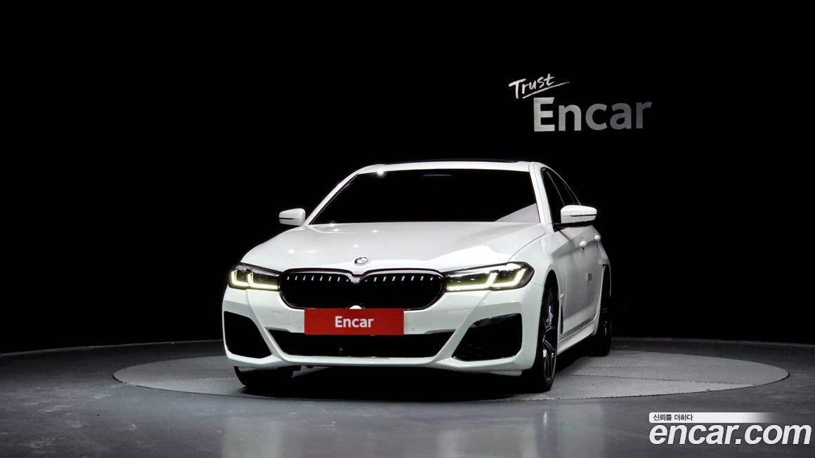 BMW 5-Series 530i M Sport Package, 2022