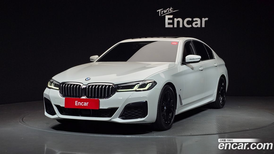 BMW 5-Series 530i M Sport Package, 2022