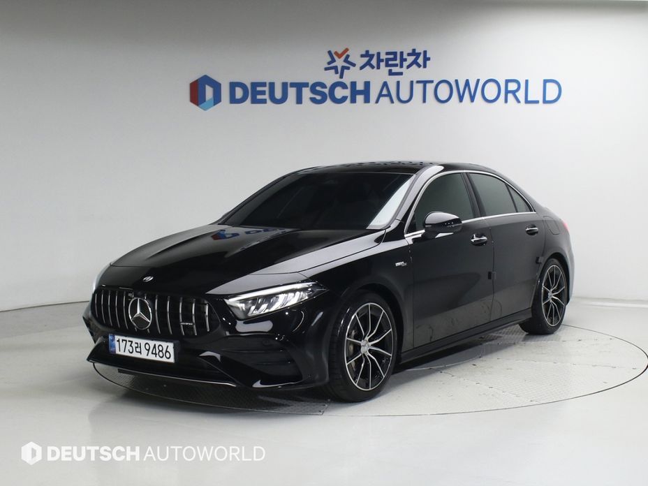 Mercedes-Benz A-Class AMG A35 4MATIC Sedan, 2024