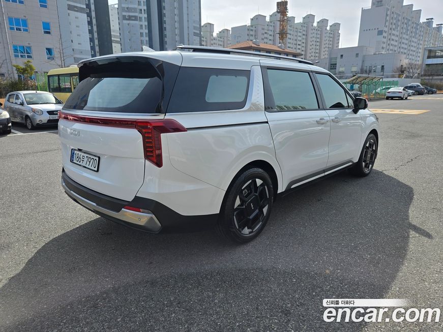 Kia Carnival 9-Seater Noblesse, 2024