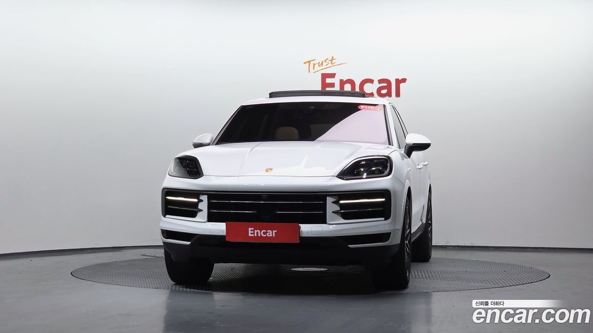 Porsche Cayenne 3.0, 2024