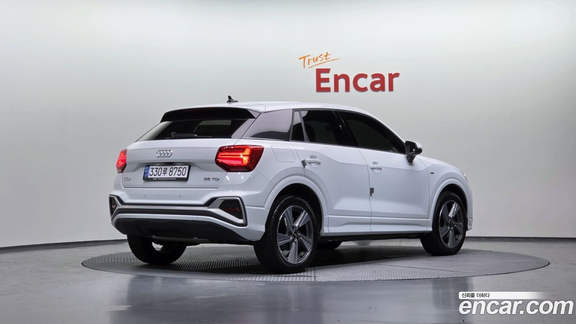 Audi Q2 35 TDI Premium, 2023