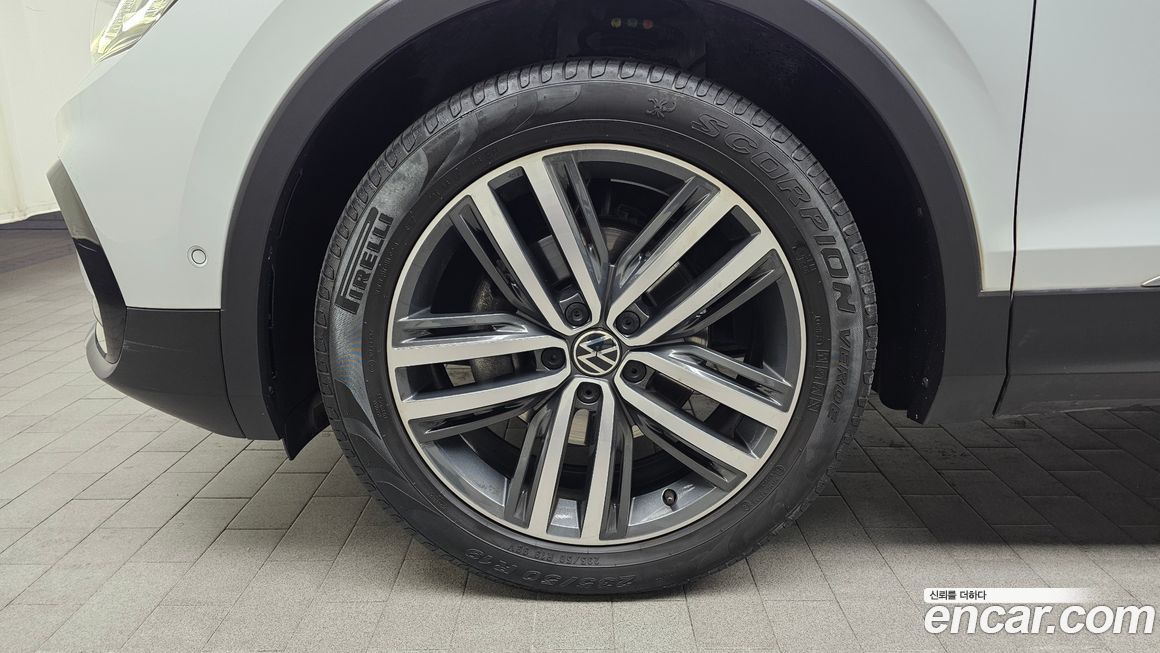 Volkswagen Tiguan 2.0 TDI Prestige, 2023