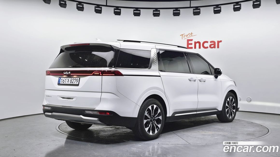 Kia Carnival 9-Seater Noblesse, 2023