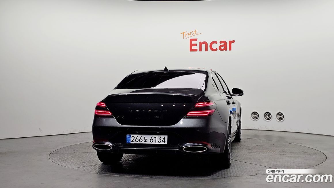 Genesis G70 Gasoline 2.5T 2WD, 2025