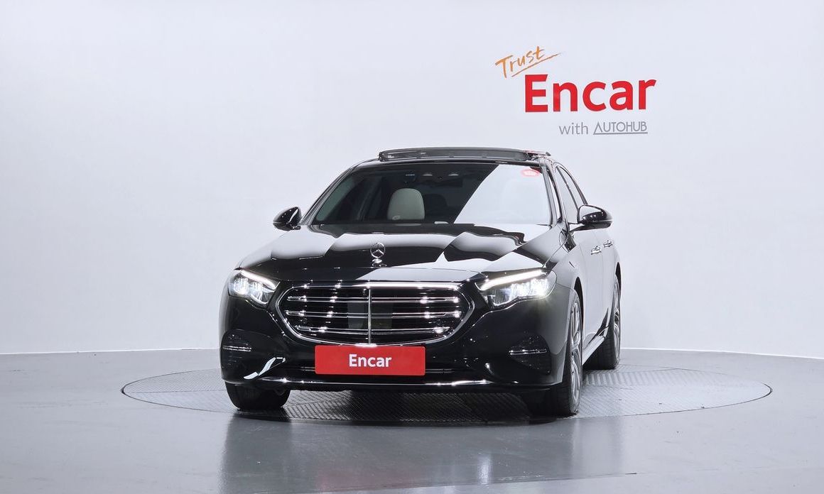 Mercedes-Benz E-Class E220d 4MATIC Exclusive, 2024
