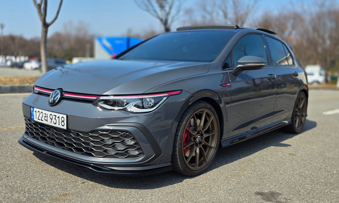 Volkswagen Golf 2.0 GTI, 2024