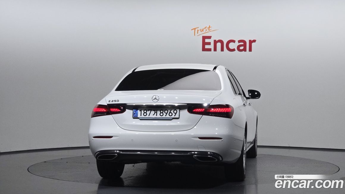 Mercedes-Benz E-Class E250 Exclusive, 2023