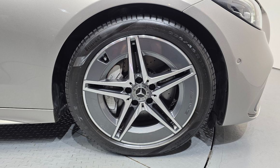 Mercedes-Benz C-Class C200 AMG Line, 2024