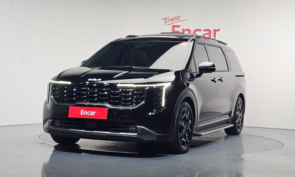 Kia Carnival 7-Seater Gravity, 2024