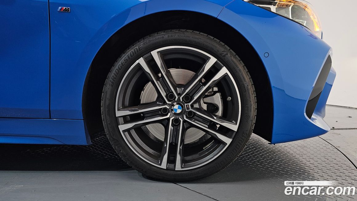 BMW 1-Series 120i M Sports, 2024