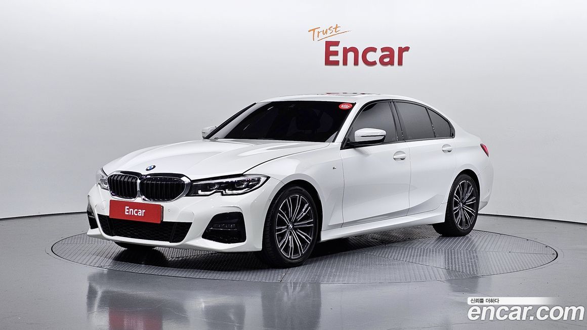 BMW 3-Series 320i M Sport, 2022