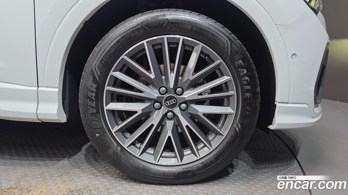 Audi Q3 35 TDI Premium, 2023