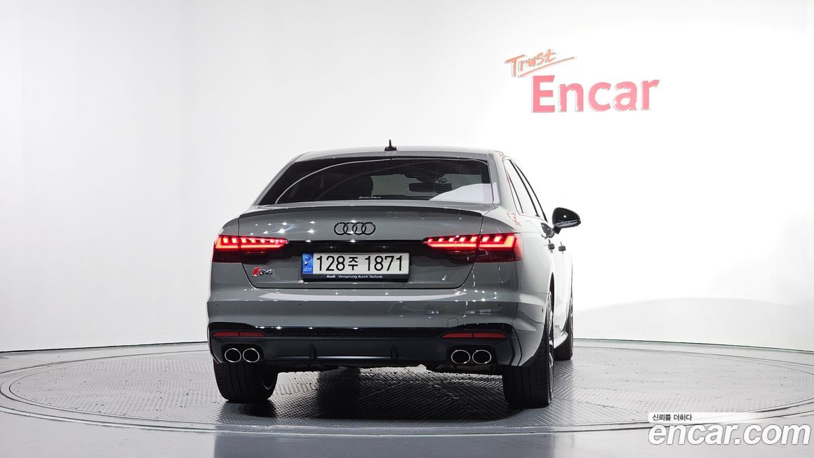Audi S4 3.0 TFSI Quattro, 2021