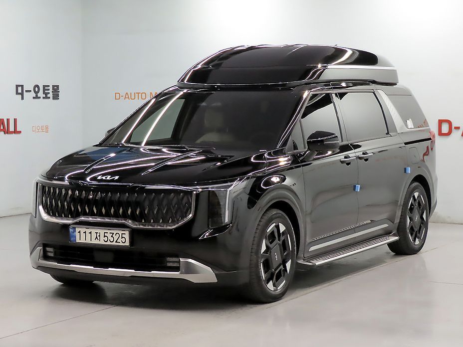 Kia Carnival 9-Seater Hi Limousine, 2025