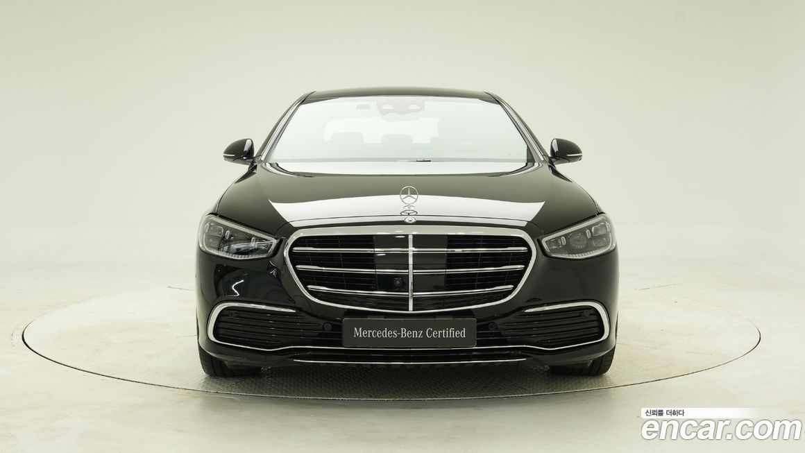 Mercedes-Benz S-Class S350 d 4MATIC, 2025