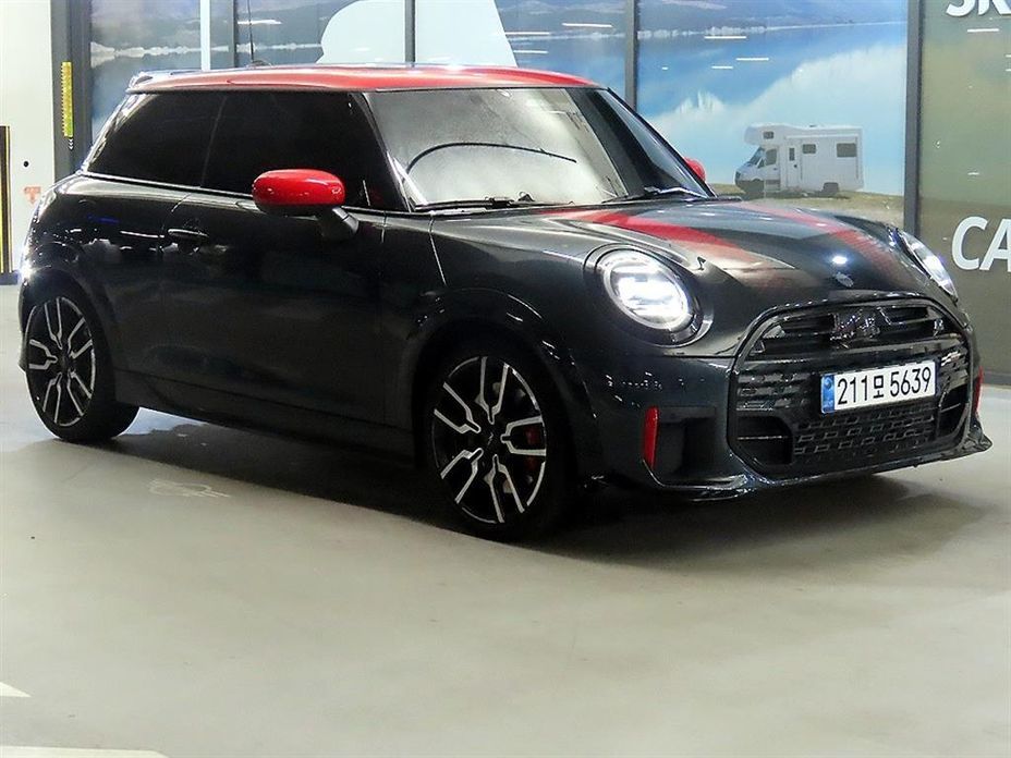 Mini Cooper JCW, 2025