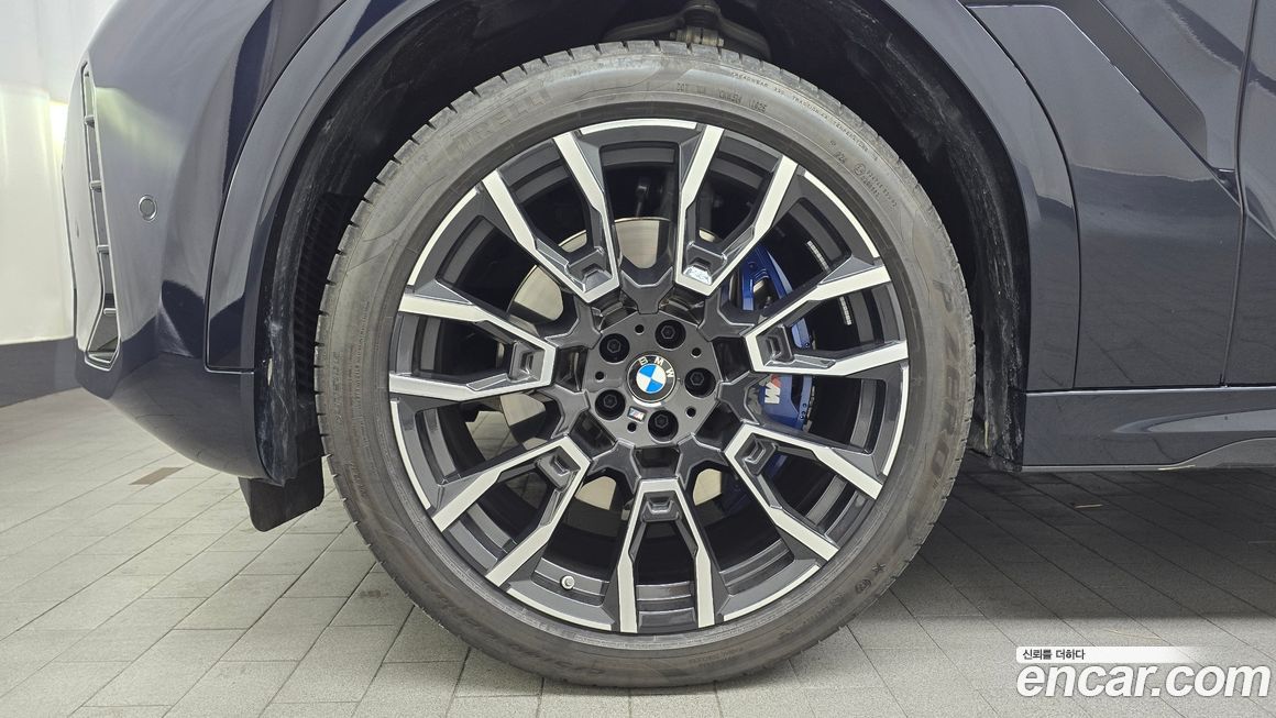 BMW X6 xDrive40i M Sport, 2025