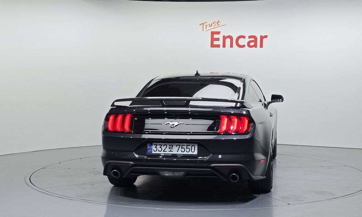 Ford Mustang Coupe, 2023