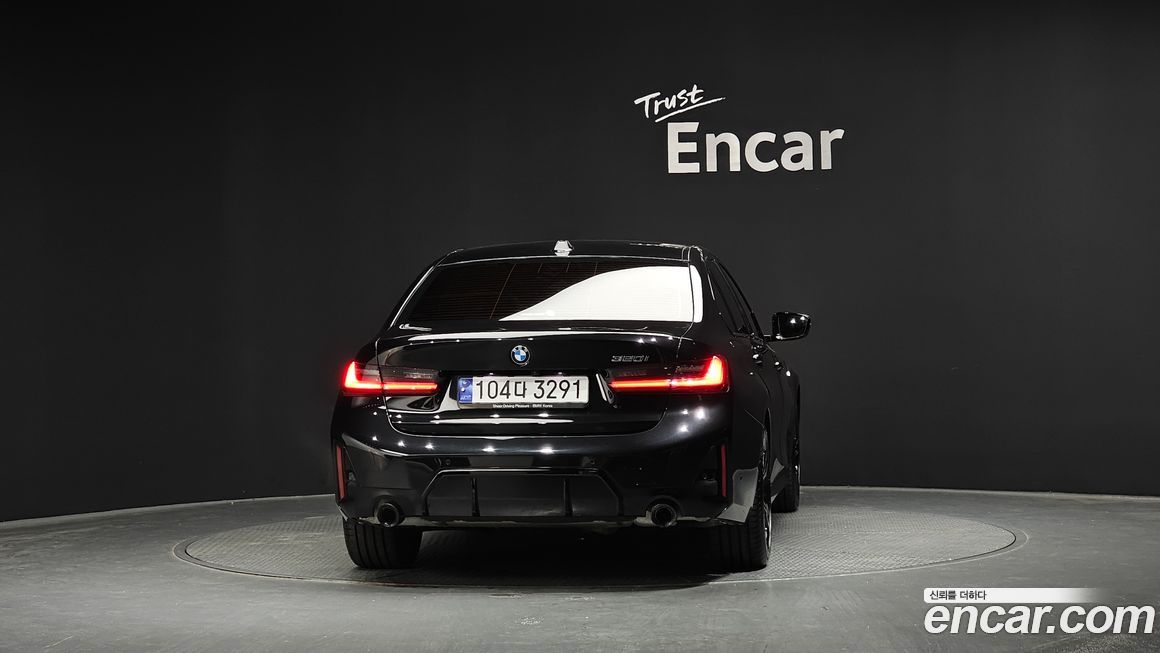 BMW 3-Series 320i M Sport, 2023