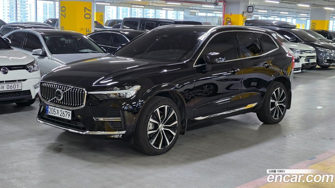 Volvo XC60 B6 Ultimate Bright, 2024