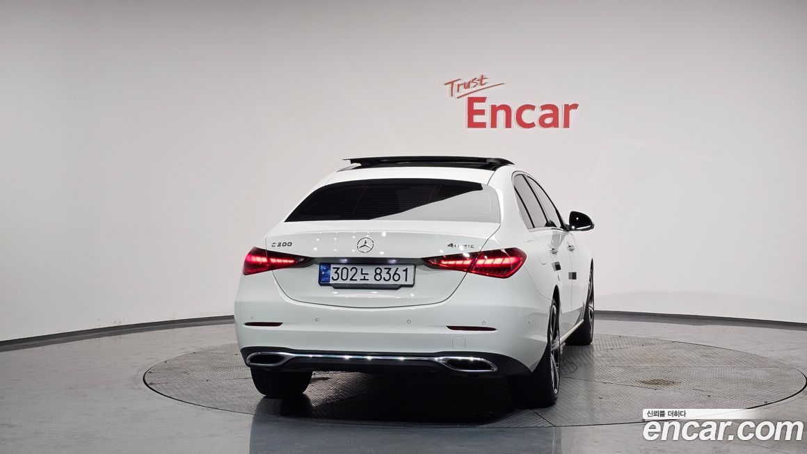 Mercedes-Benz C-Class C300 4MATIC Avantgarde, 2023