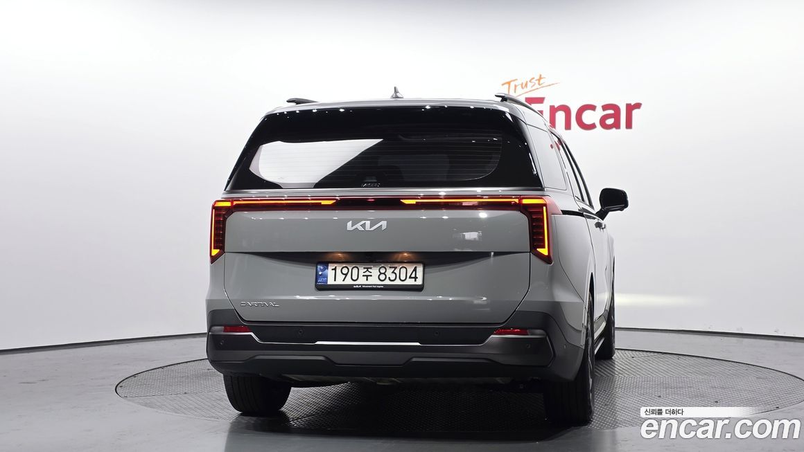 Kia Carnival 9-Seater Gravity, 2025