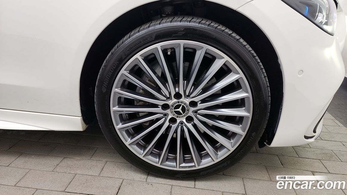 Mercedes-Benz C-Class C300 AMG Line, 2022