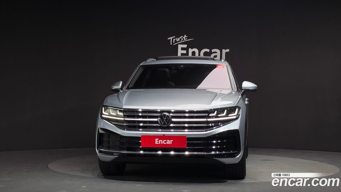 Volkswagen Touareg 3.0 TDI Prestige, 2024