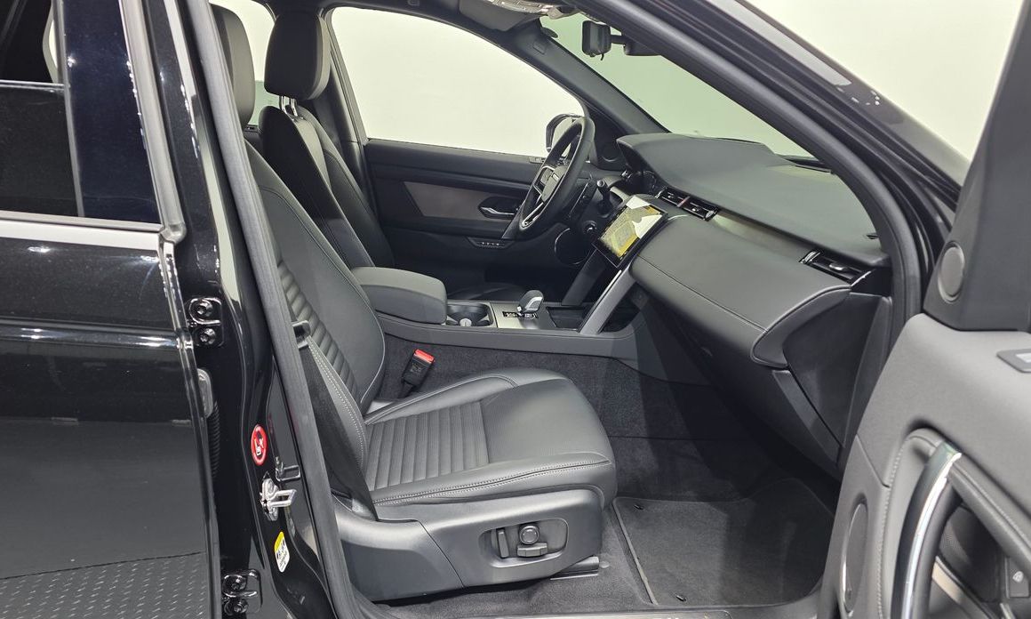Land Rover Discovery Sport P250 Dynamic SE, 2025