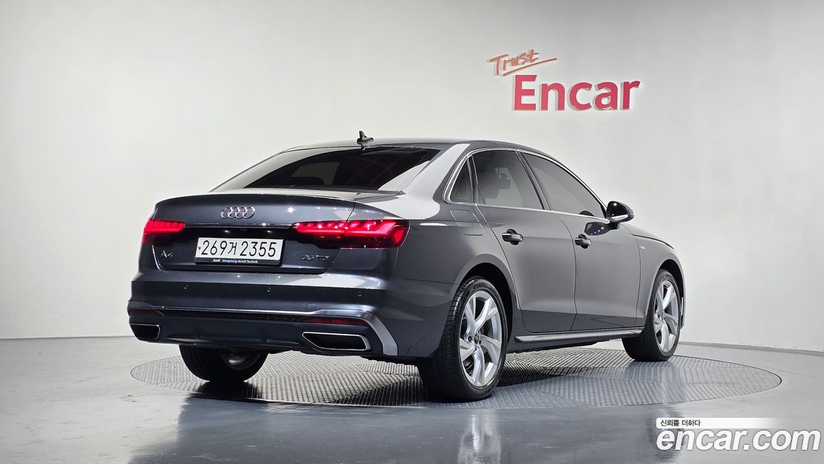 Audi A4 35 TDI Premium, 2022