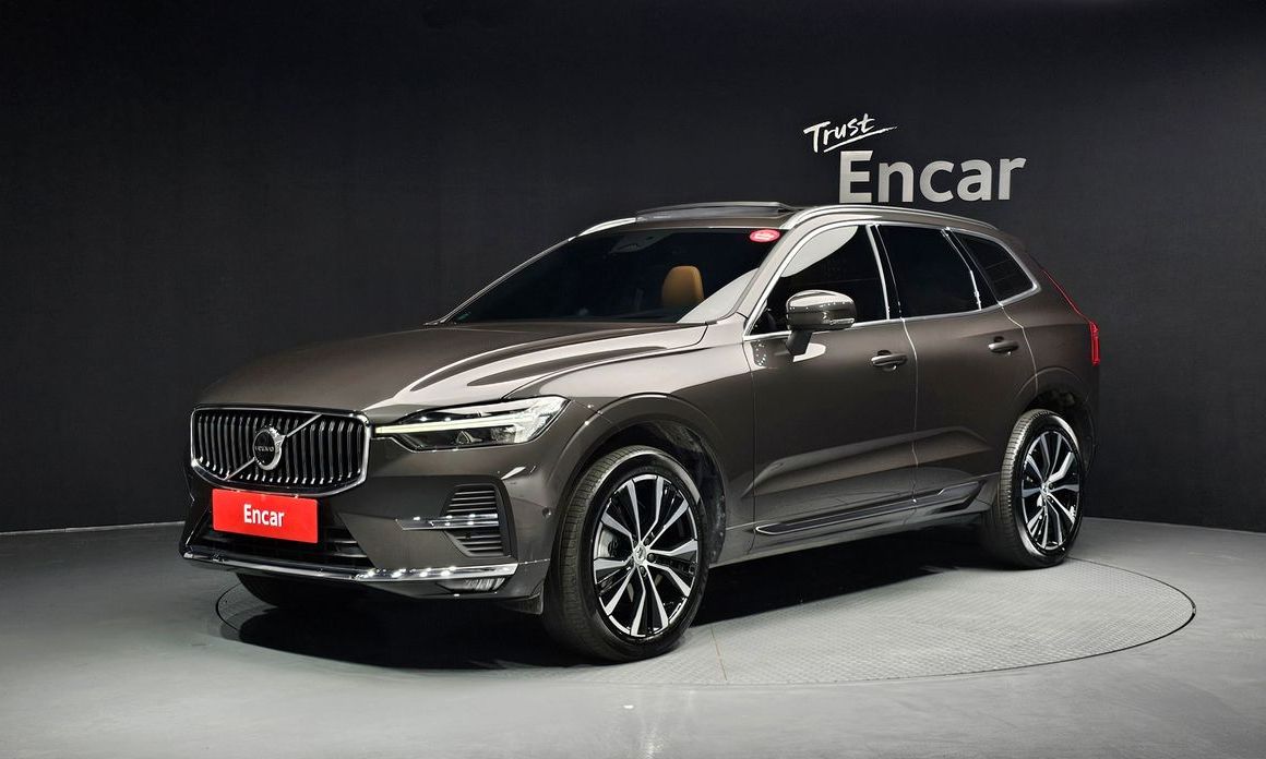 Volvo XC60 B6 Ultimate Bright, 2024