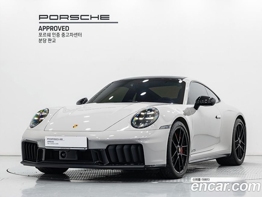 Porsche 911 Carrera 4 GTS, 2025