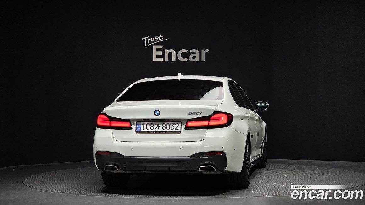 BMW 5-Series 520i M Sport, 2023