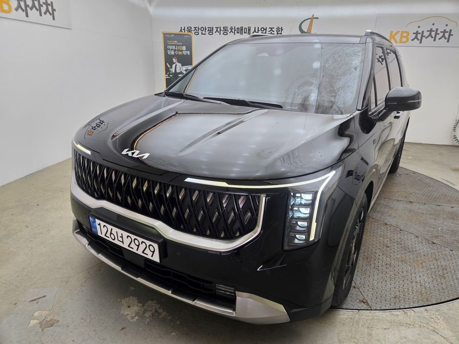 Kia Carnival 9-Seater Noblesse, 2024