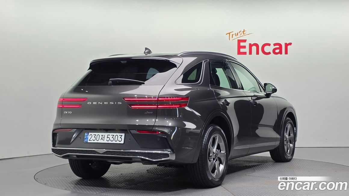 Genesis GV70 2.5T Gasoline AWD, 2025
