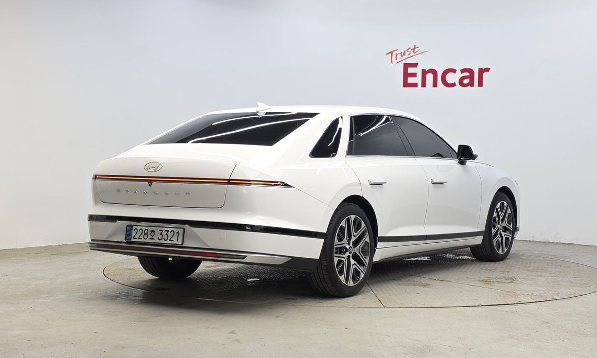 Hyundai Grandeur 2,5 Gasoline 2WD, 2025