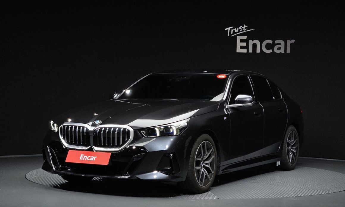 BMW 5-Series 520i M Sport, 2024
