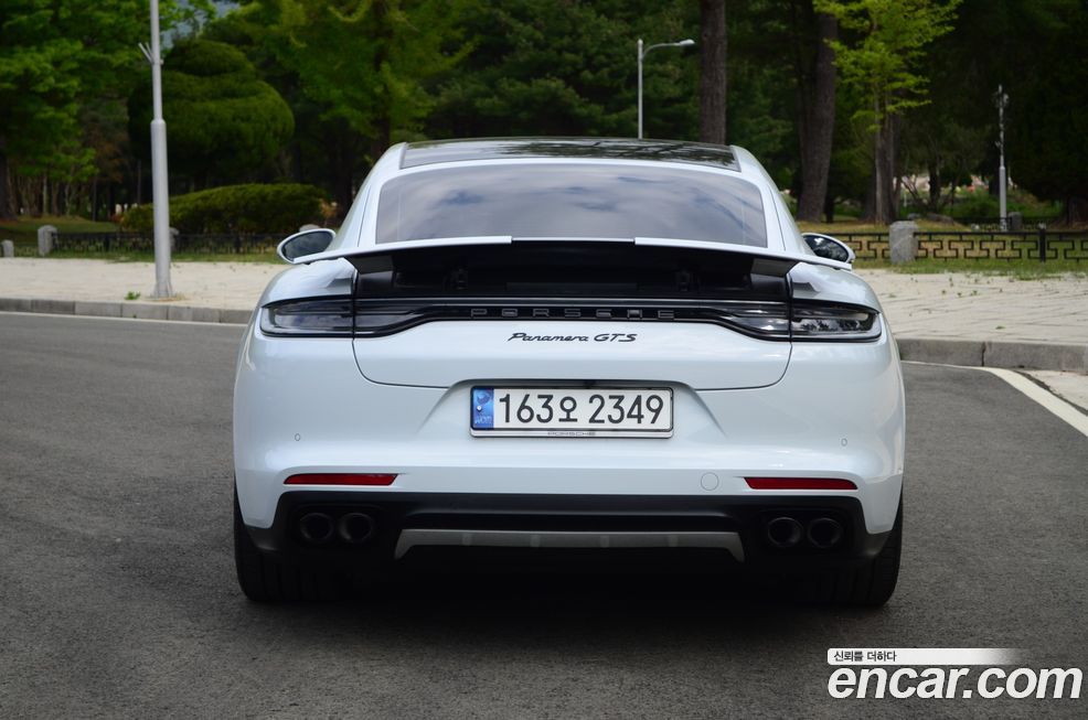Porsche Panamera 4.0 GTS, 2021